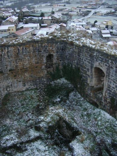 Château de Bouzols représenté par  Association 